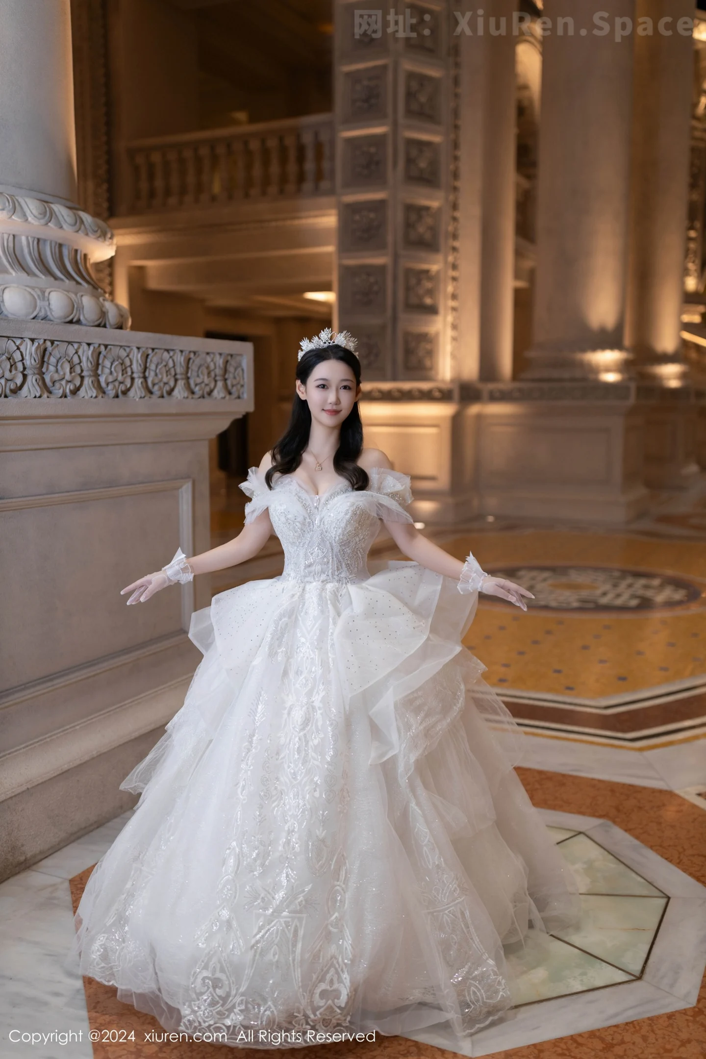 图片[2]-[XiuRen秀人网] VOL.9283 模特唐安琪性感白色婚纱露白色内衣配超薄肉丝秀美腿诱惑写真86P-秀人网官方网站